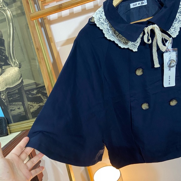 Cape Coat.Size - S-L - Picture 8 of 12